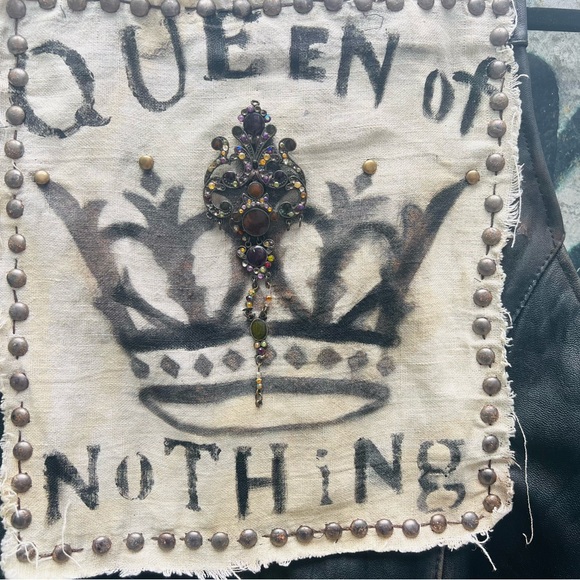 QUEEN of NOTHING Leather Battle Vest Fantasy Paranormal Holly Black - Picture 7 of 12